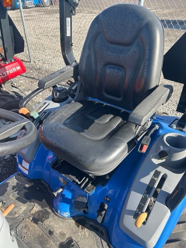 Image of New Holland Workmaster 25S equipment image 2