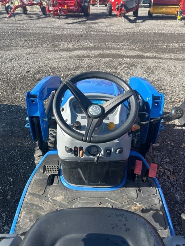 Image of New Holland Workmaster 25S equipment image 1
