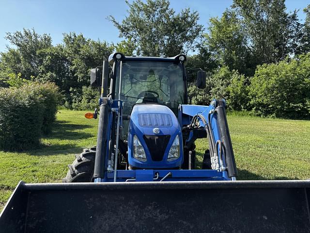 Image of New Holland Workmaster 55 equipment image 2