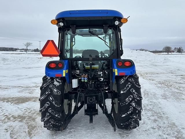 Image of New Holland Workmaster 55 equipment image 4