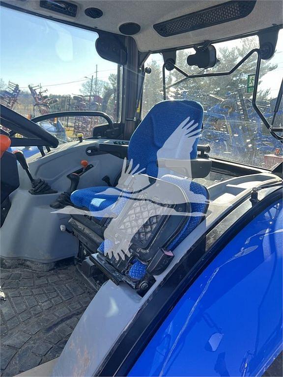 Image of New Holland Workmaster 95 equipment image 4