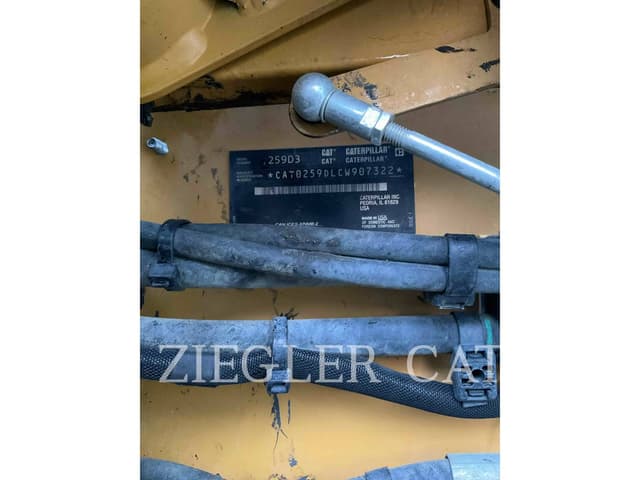 Image of Caterpillar 259D3 equipment image 4