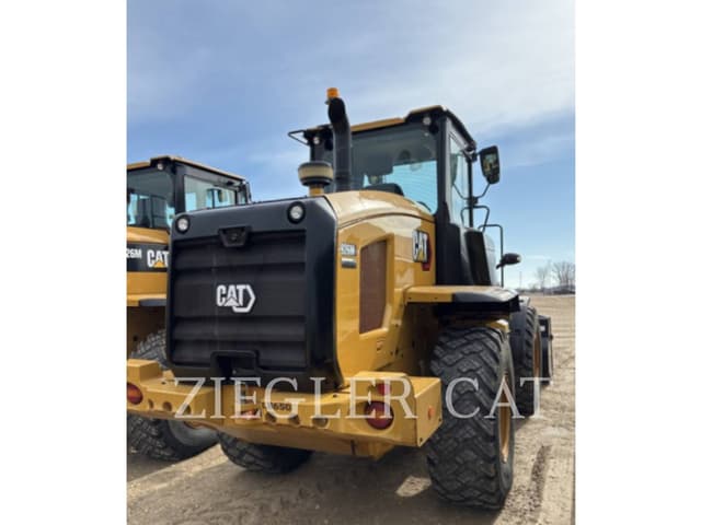 Image of Caterpillar 926M equipment image 2