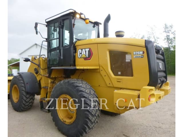Image of Caterpillar 926M equipment image 3
