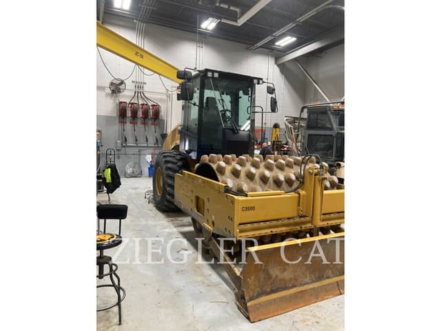 Image of Caterpillar CP56B equipment image 1