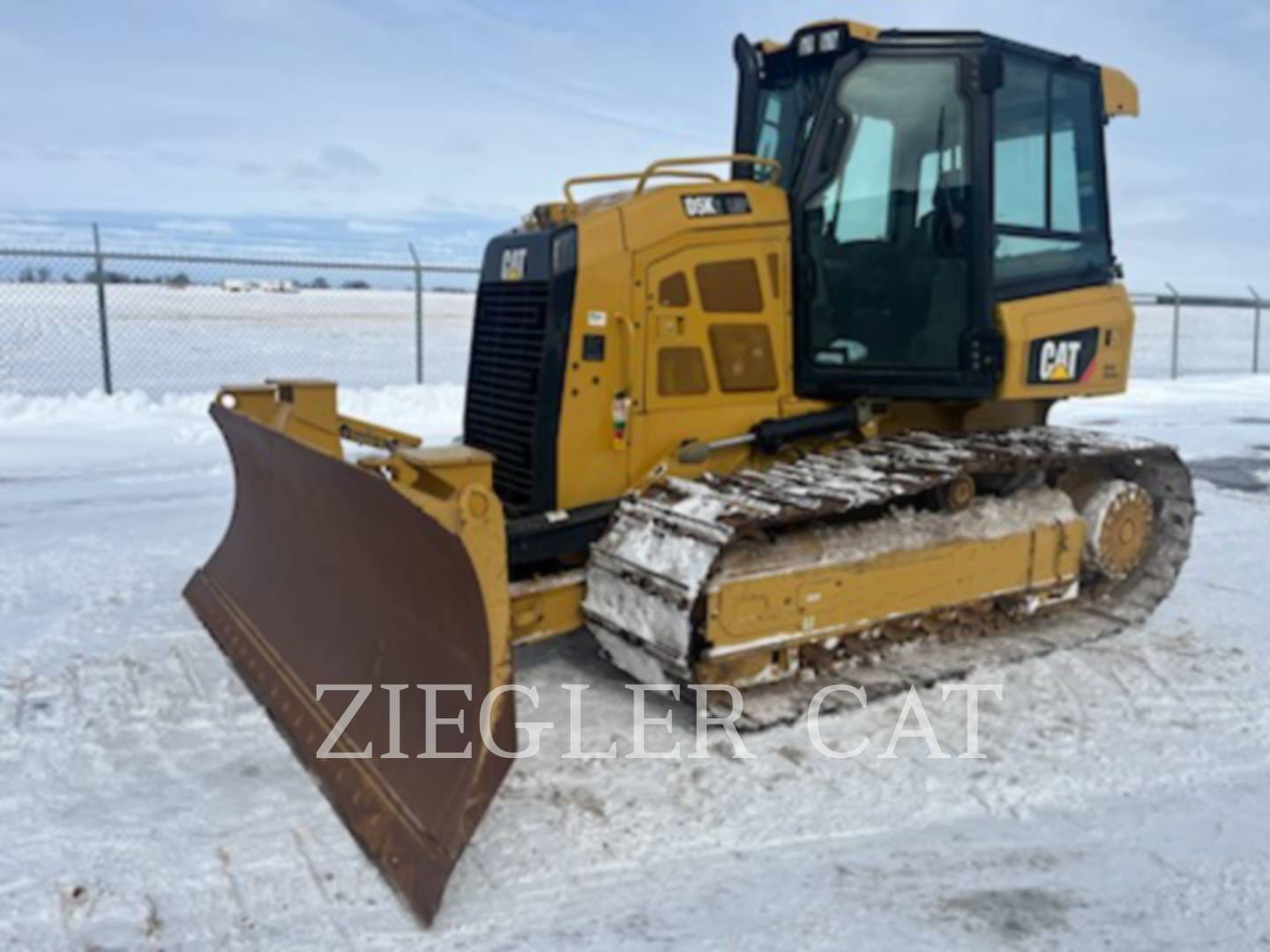 2020 Caterpillar D5K2 LGP Equipment Image0