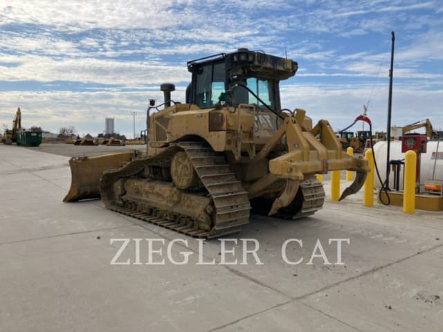 Image of Caterpillar D6XE LGP equipment image 3