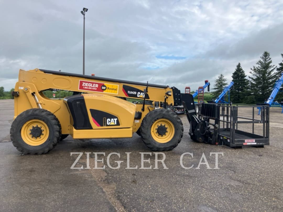 Image of Caterpillar TL642D Image 1