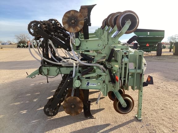 Image of Orthman 1tRIPr equipment image 4