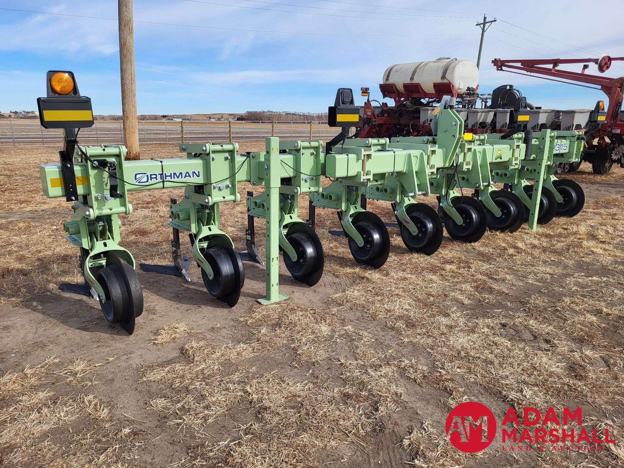 2020 Orthman 8315 Equipment Image0