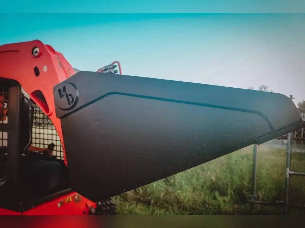 2020 Undetermined Bucket Equipment Image0