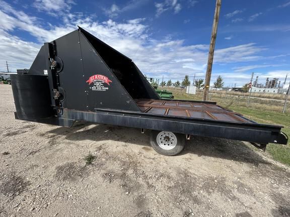 2020 EZ Ration 2 Bale Equipment Image0