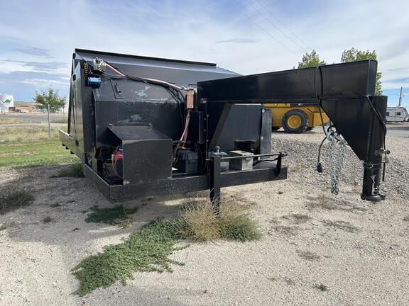 Image of EZ Ration 2 Bale equipment image 4