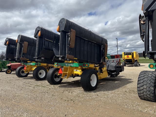 Image of Oxbo 2334 equipment image 3