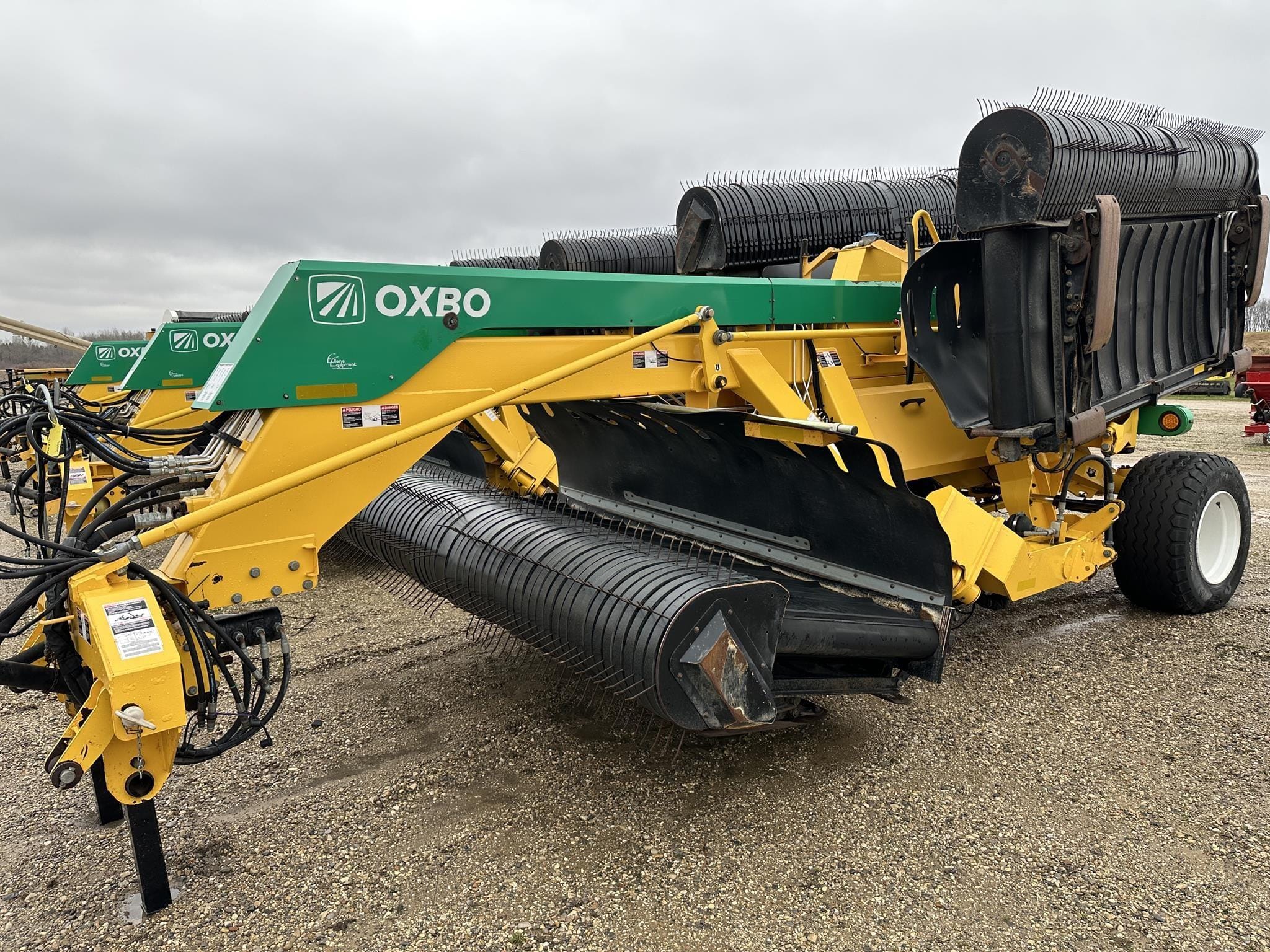 2020 Oxbo 2334 Equipment Image0