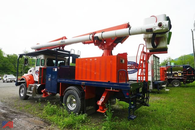 Image of Peterbilt 348 equipment image 3