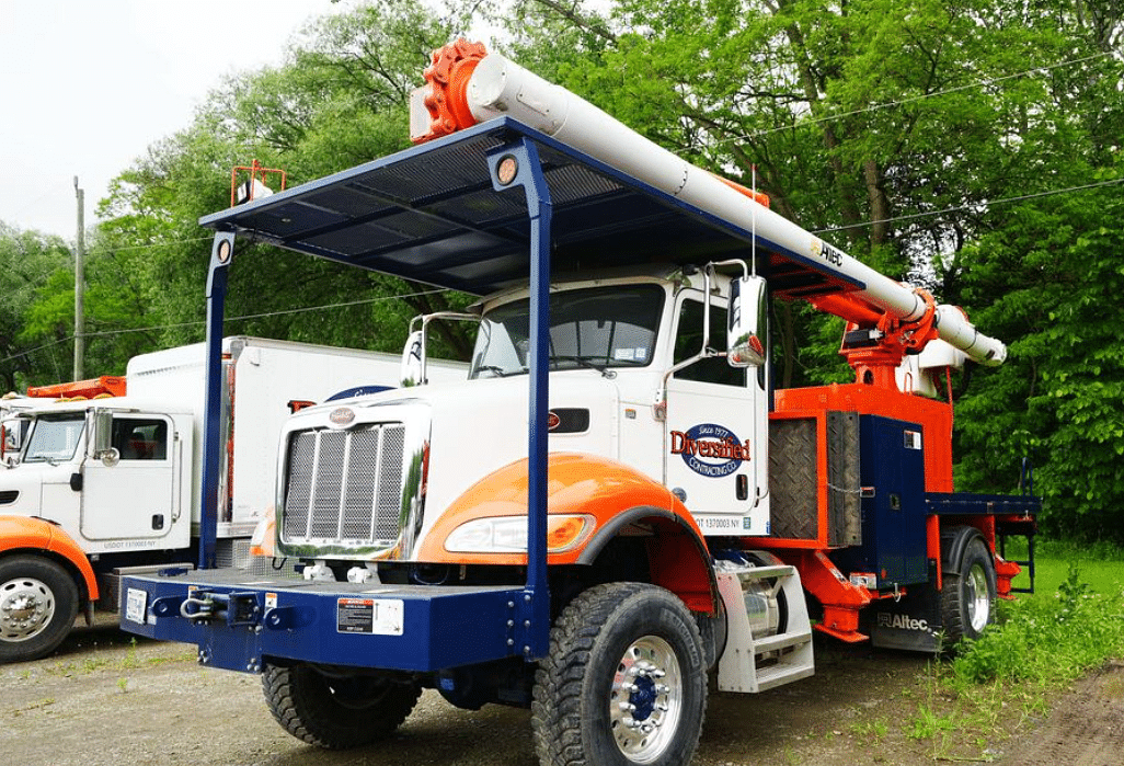 Image of Peterbilt 348 Primary image
