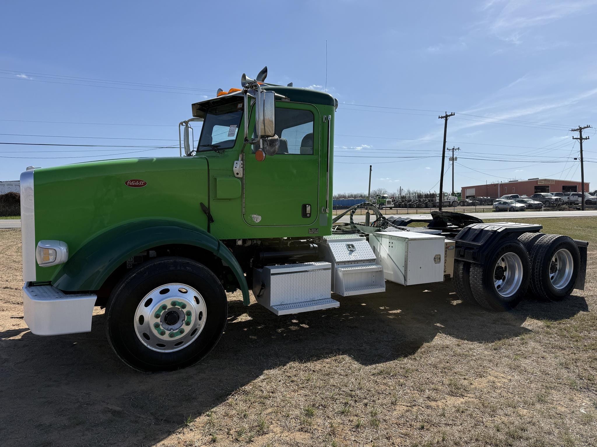 2020 Peterbilt 367 Equipment Image0