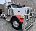 2010 Peterbilt 389 Image