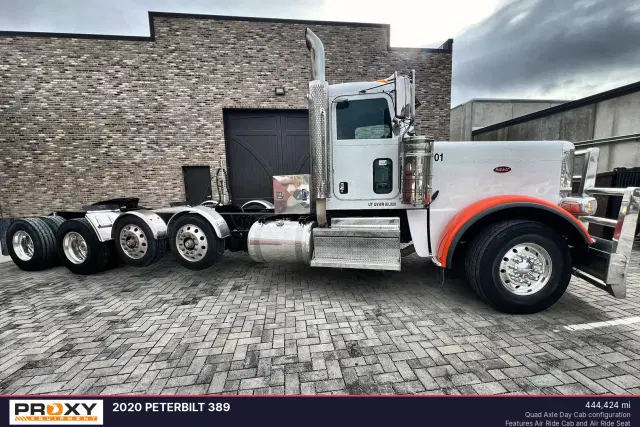 Image of Peterbilt 389 equipment image 1