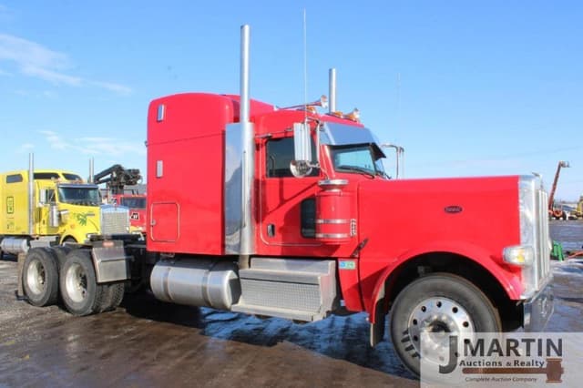 Image of Peterbilt 389 equipment image 1