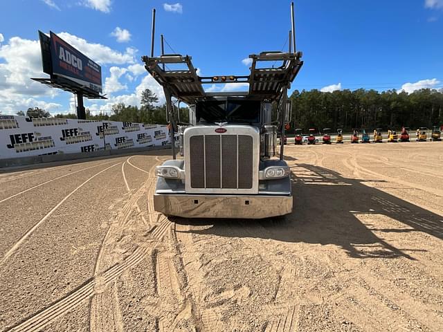 Image of Peterbilt 389 equipment image 1