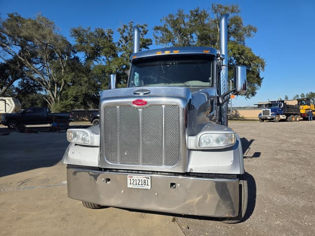 Image of Peterbilt 567 equipment image 1