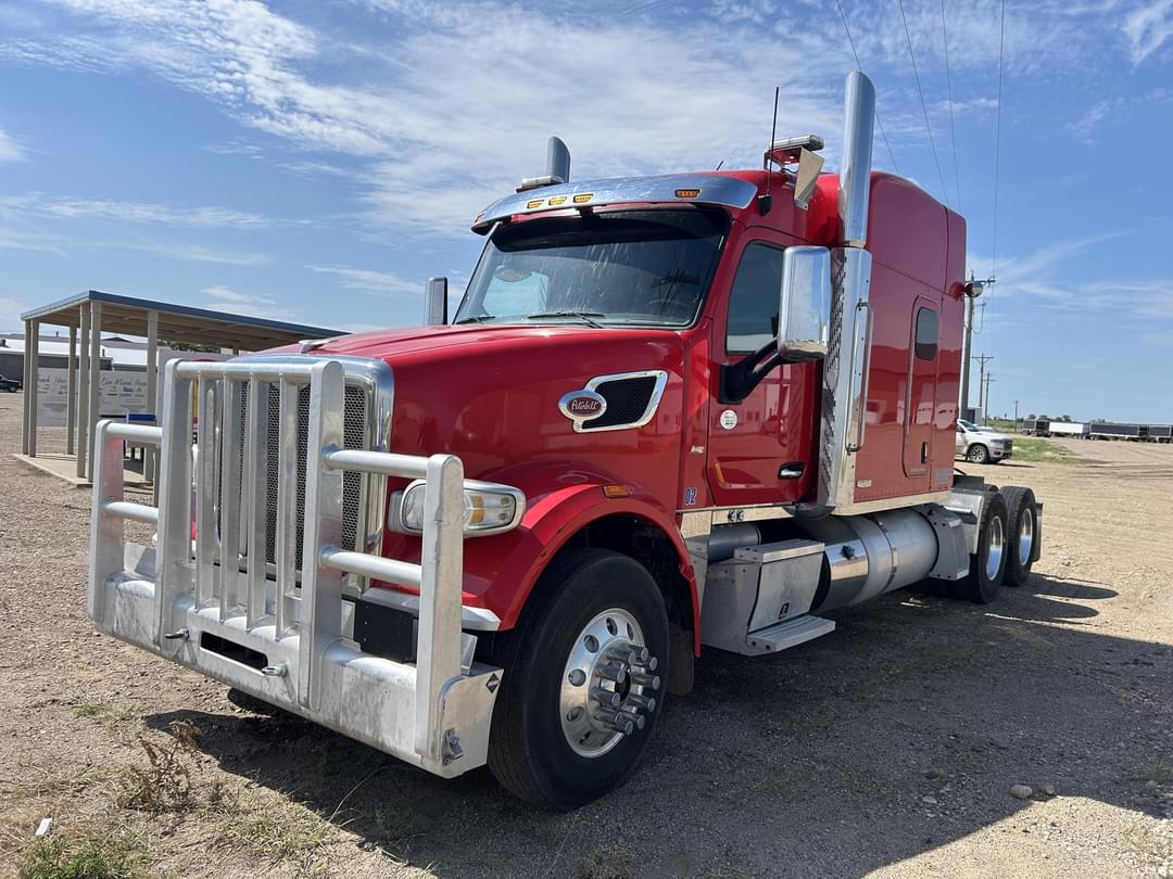 Image of Peterbilt 567 Primary image