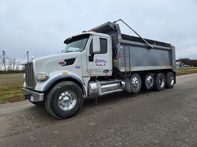 Image of Peterbilt 567 equipment image 4