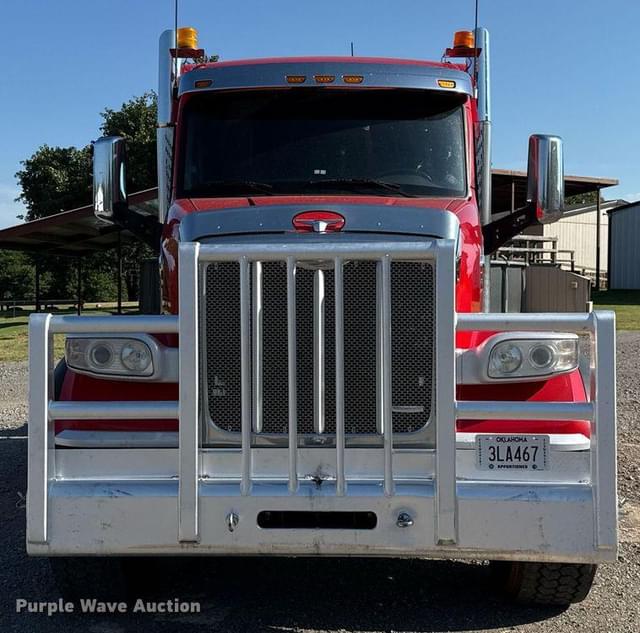 Image of Peterbilt 567 equipment image 1