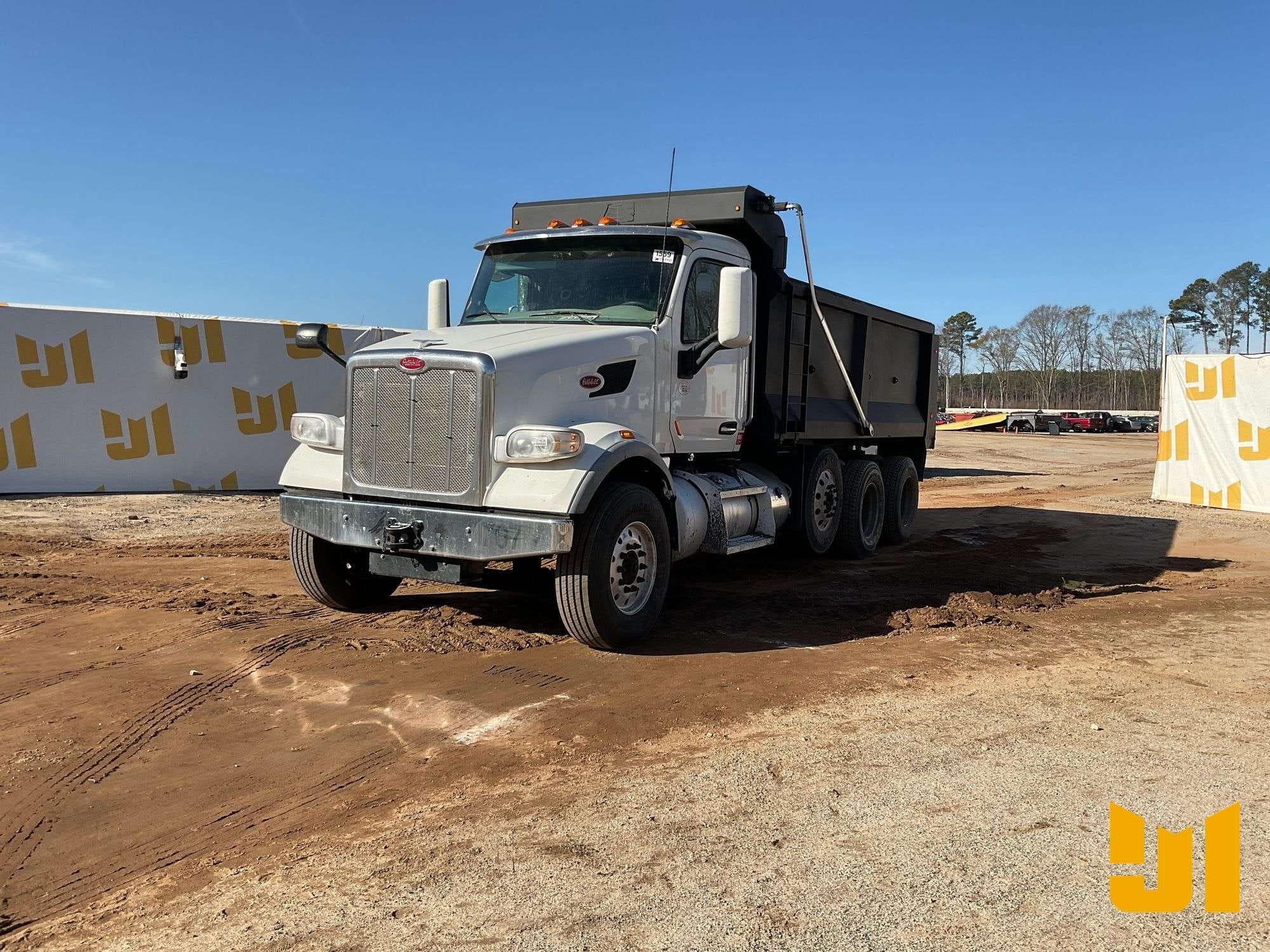 2020 Peterbilt 567 Equipment Image0