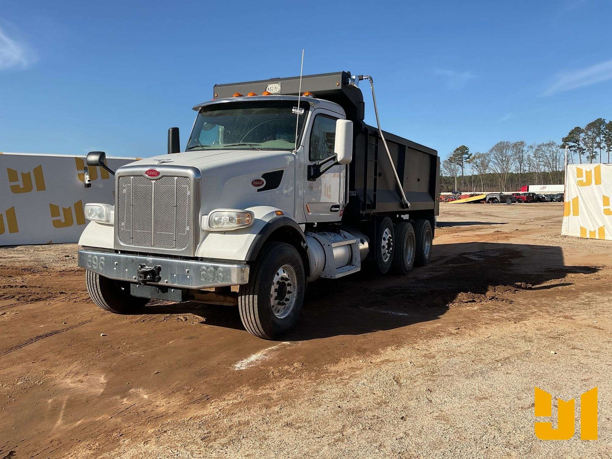 2020 Peterbilt 567 Equipment Image0