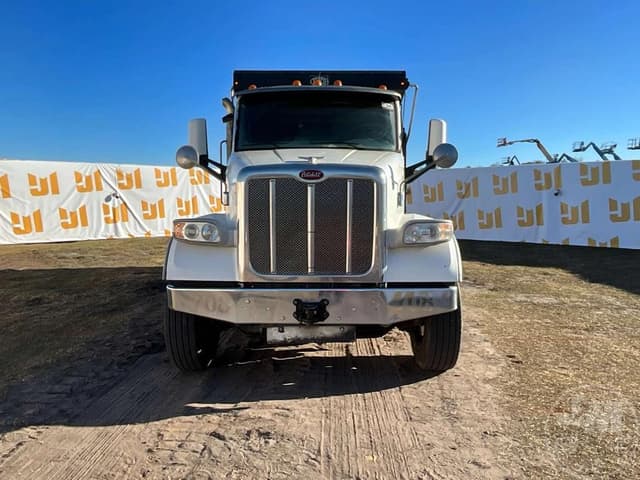 Image of Peterbilt 567 equipment image 1