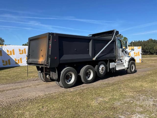 Image of Peterbilt 567 equipment image 4