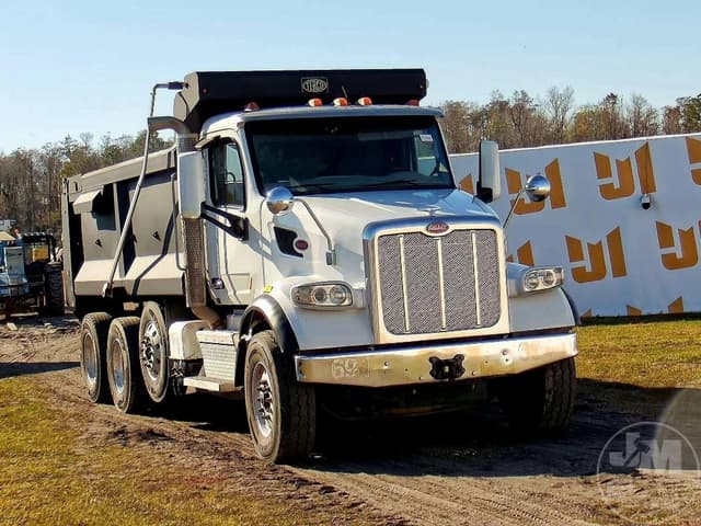 Image of Peterbilt 567 equipment image 2