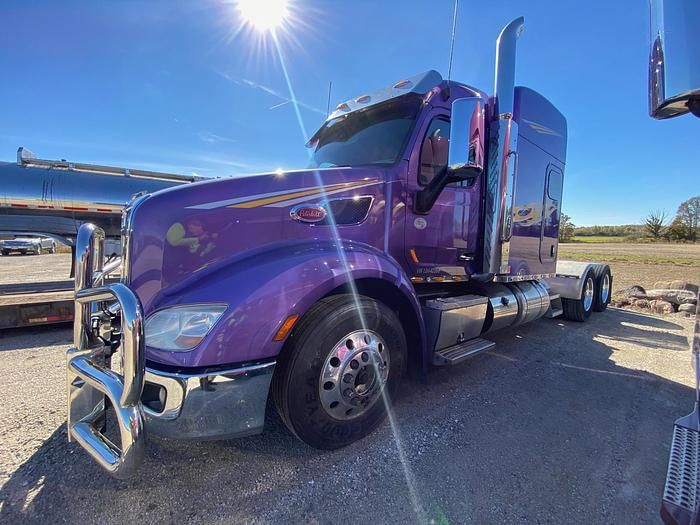 2020 Peterbilt 579 Equipment Image0