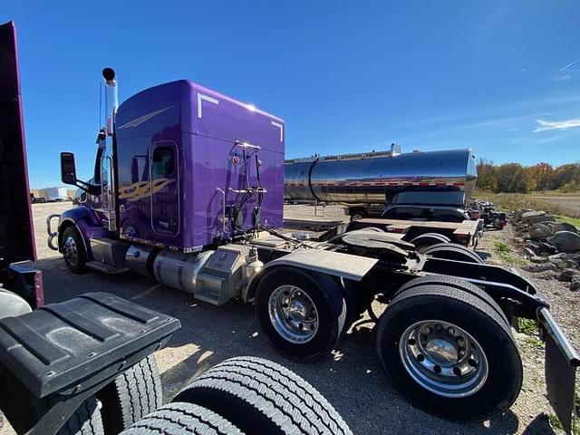 Image of Peterbilt 579 equipment image 3