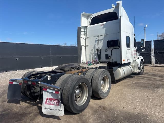 Image of Peterbilt 579 equipment image 4