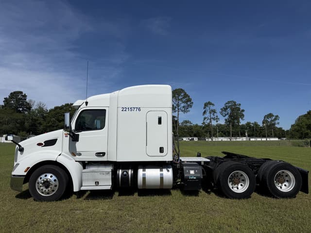 Image of Peterbilt 579 equipment image 1