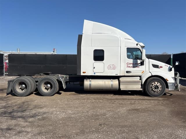 Image of Peterbilt 579 equipment image 3