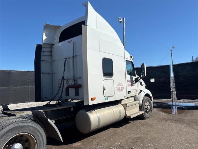 Image of Peterbilt 579 equipment image 4