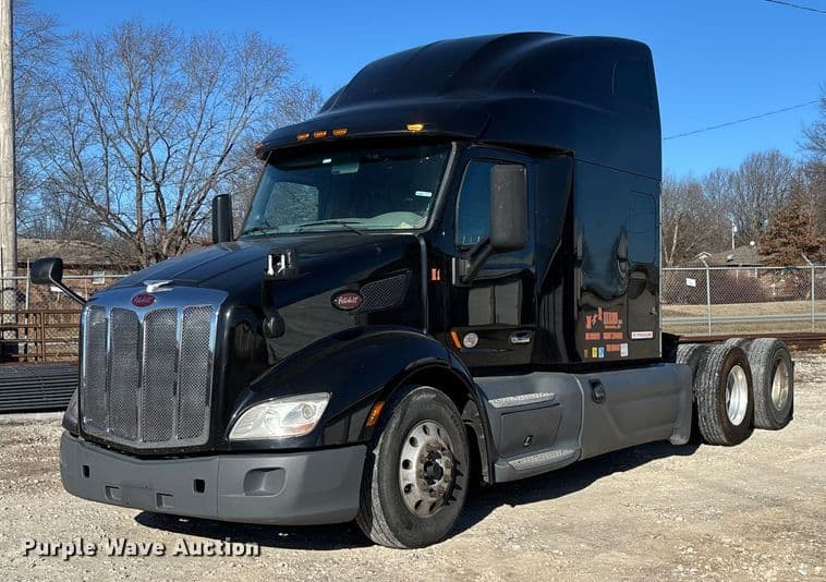 Image of Peterbilt 579 Primary image