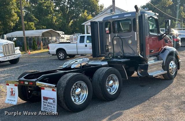 Image of Peterbilt 579 equipment image 4