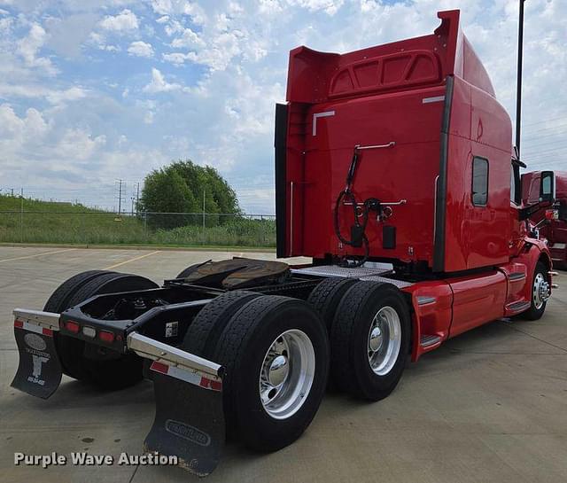 Image of Peterbilt 579 equipment image 4