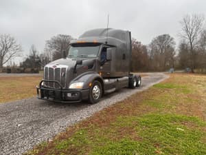 2020 Peterbilt 579 Image
