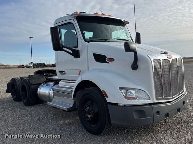 Image of Peterbilt 579 equipment image 2