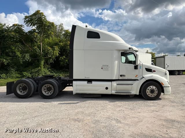 Image of Peterbilt 579 equipment image 3