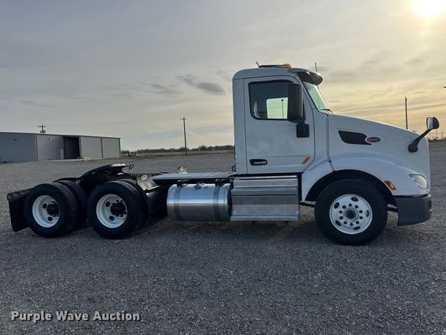 Image of Peterbilt 579 equipment image 3