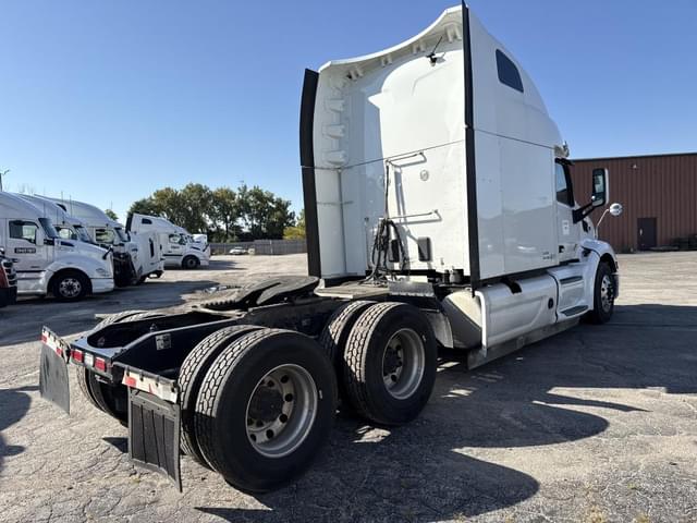 Image of Peterbilt 579 equipment image 4