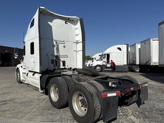 Image of Peterbilt 579 equipment image 2